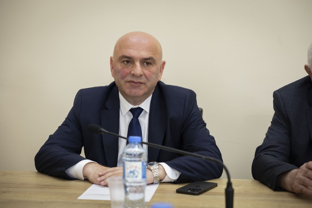 განათლების, მეცნიერების, კულტურისა და სპორტის საკითხთა კომიტეტის სხდომა