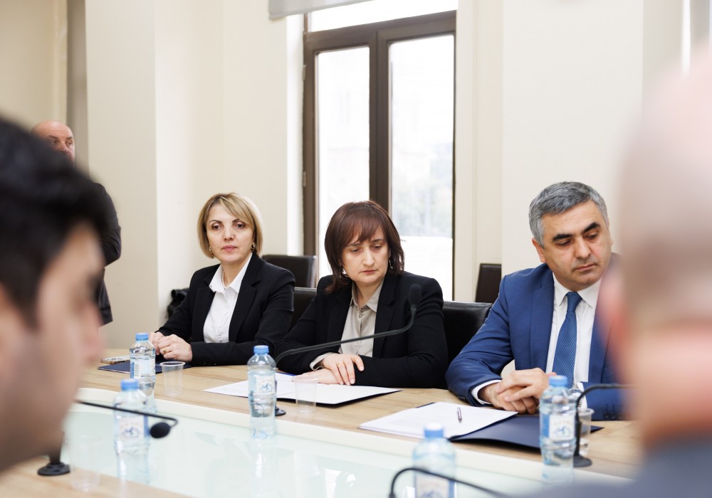 კომიტეტებში აჭარის მთავრობის თავმჯდომარისა და მინისტრობის კანდიდატებს მოუსმინეს