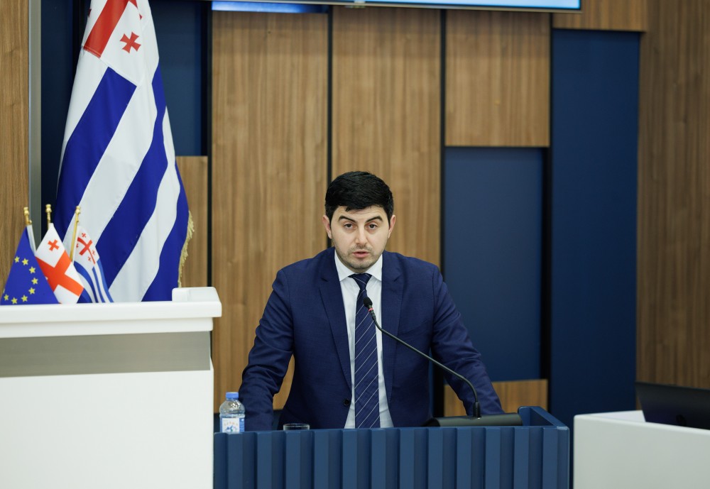 უმაღლესმა საბჭომ აჭარის მთავრობა დაამტკიცა