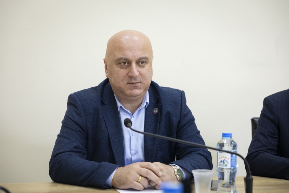 რესპუბლიკური ბიუჯეტის ორი კვარტლის შესრულების ანგარიში