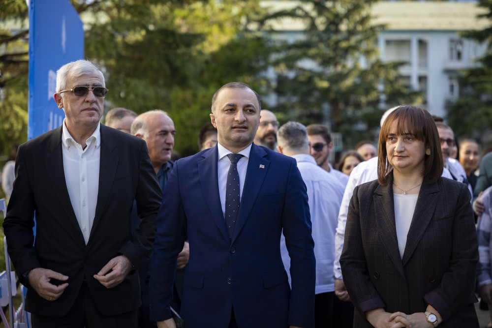 ბსუ-ში 90-ე სასწავლო წელი საზეიმოდ გაიხსნა