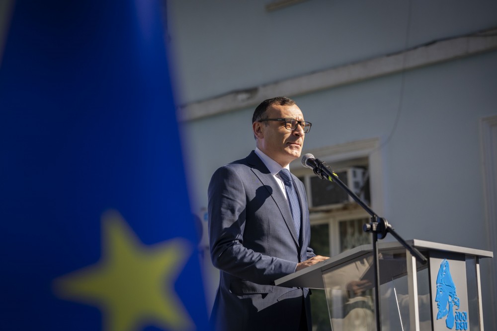 ბსუ-ში 90-ე სასწავლო წელი საზეიმოდ გაიხსნა