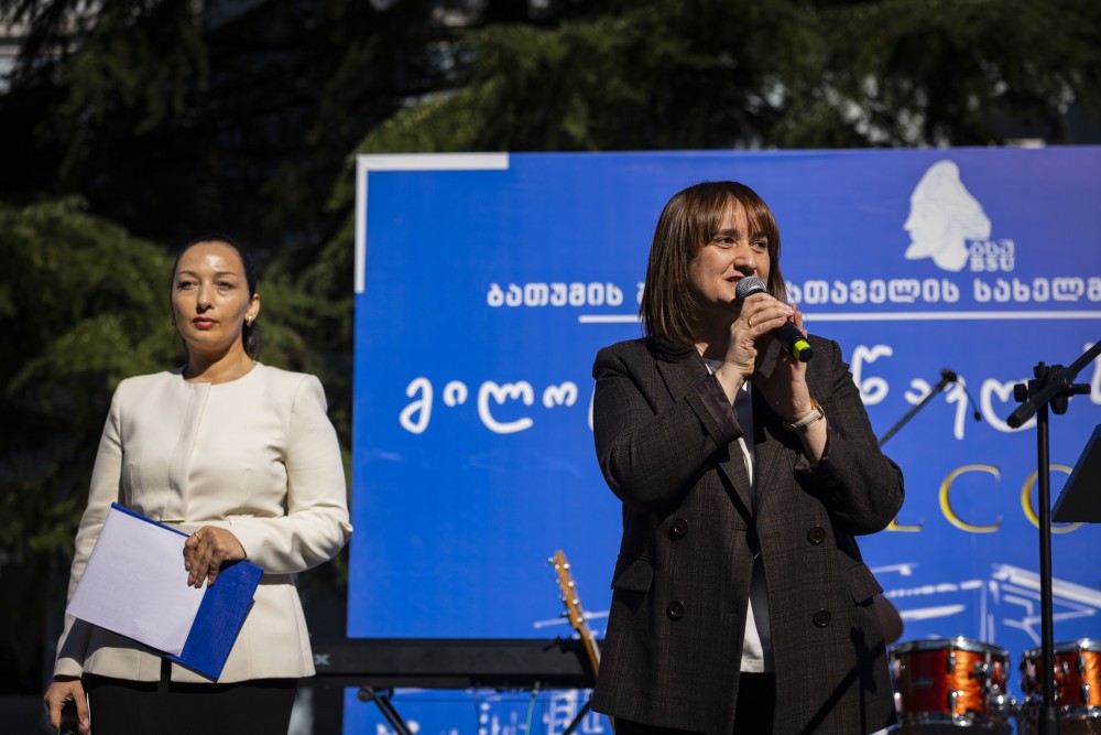 ბსუ-ში 90-ე სასწავლო წელი საზეიმოდ გაიხსნა