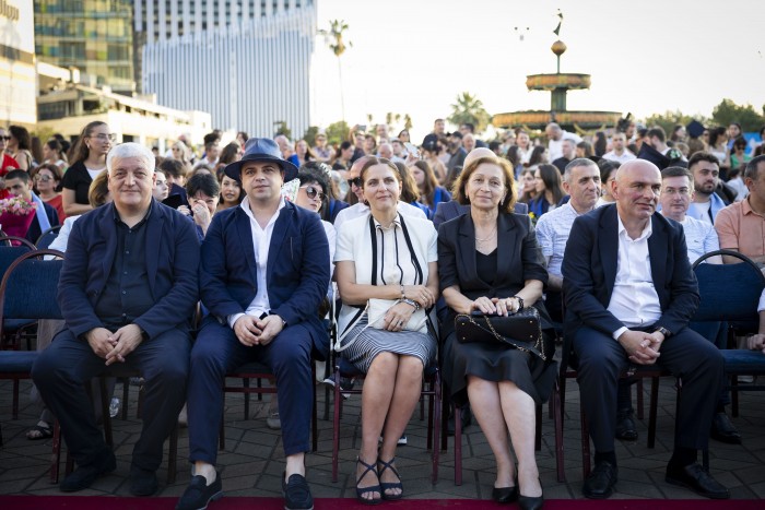 ბათუმის სახელმწიფო უნივერსიტეტში კურსდამთავრებულთა გაცილების 88-ე საზეიმო ცერემონია გაიმართა