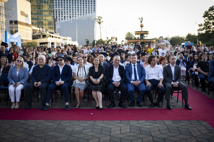 ბათუმის სახელმწიფო უნივერსიტეტში კურსდამთავრებულთა გაცილების 88-ე საზეიმო ცერემონია გაიმართა