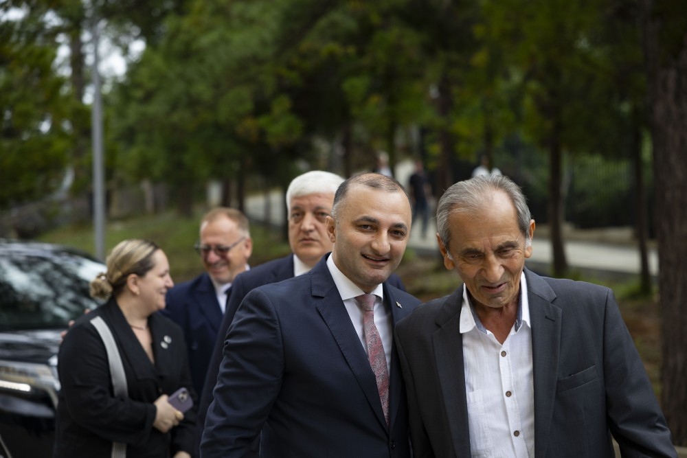 ჯიხანჯურსა და აჭყვისთავში სკოლების სრული რეაბილიტაცია დასრულდა, სოფელ გვარას კი ახალი საბავშვო ბაღი შეემატა