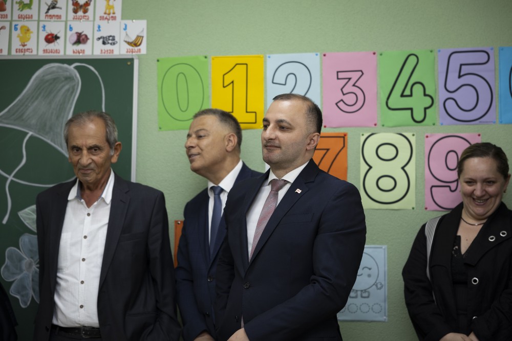 ჯიხანჯურსა და აჭყვისთავში სკოლების სრული რეაბილიტაცია დასრულდა, სოფელ გვარას კი ახალი საბავშვო ბაღი შეემატა