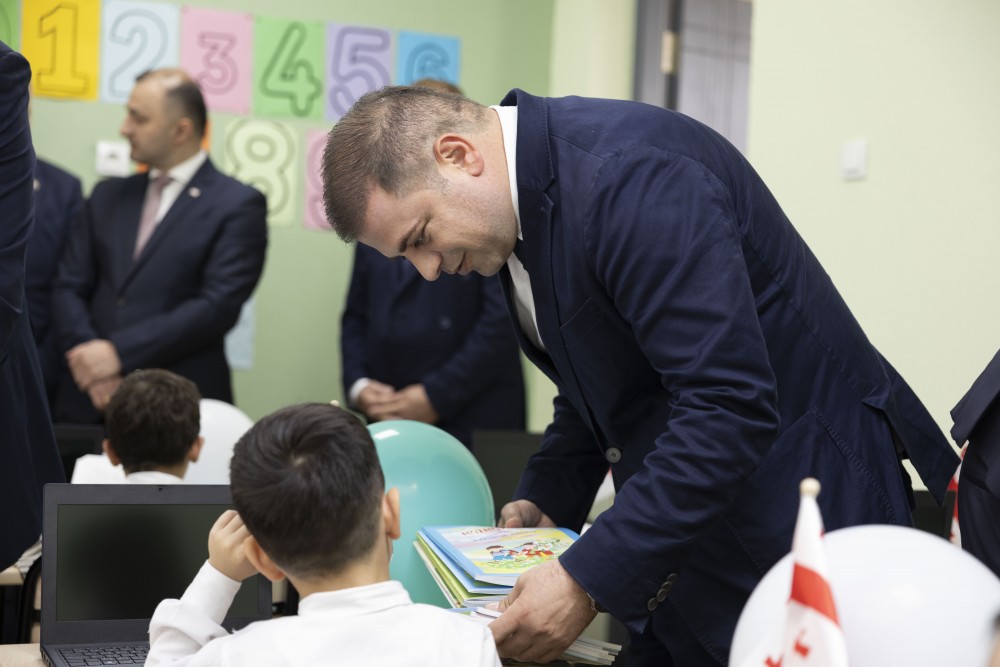 ჯიხანჯურსა და აჭყვისთავში სკოლების სრული რეაბილიტაცია დასრულდა, სოფელ გვარას კი ახალი საბავშვო ბაღი შეემატა