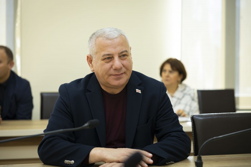 ბიუროს სხდომა