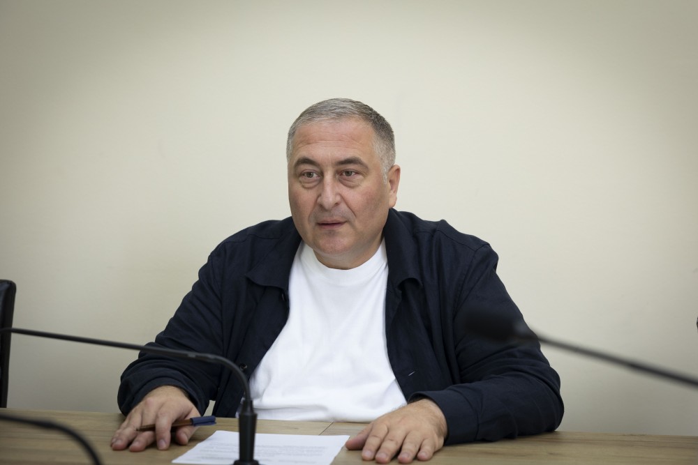 საკონსტიტუციო, იურიდიულ და საპროცედურო საკითხთა კომიტეტის  სხდომა