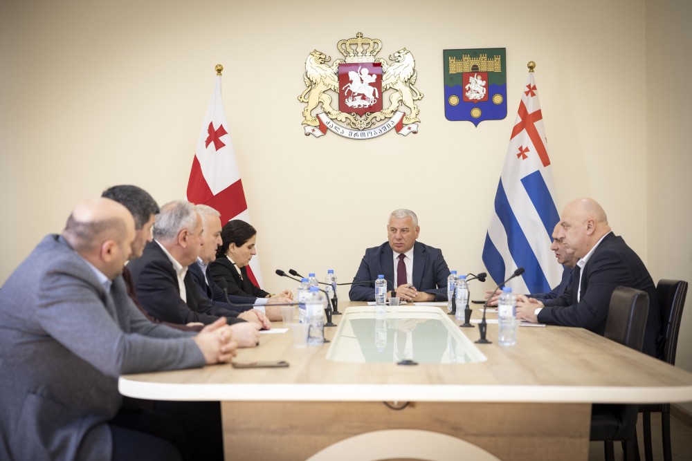 აგრარულ და გარემოს დაცვის საკითხთა კომიტეტის სხდომა