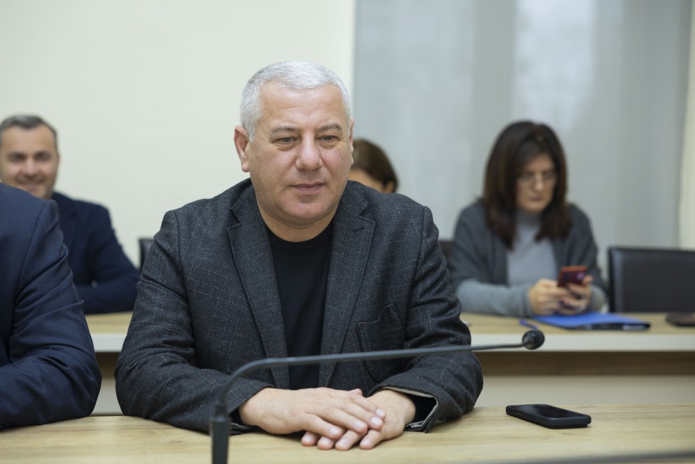 ბიუროს სხდომა