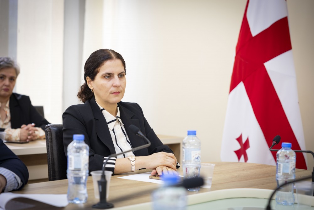 აგრარულ და გარემოს დაცვის საკითხთა კომიტეტის სხდომა