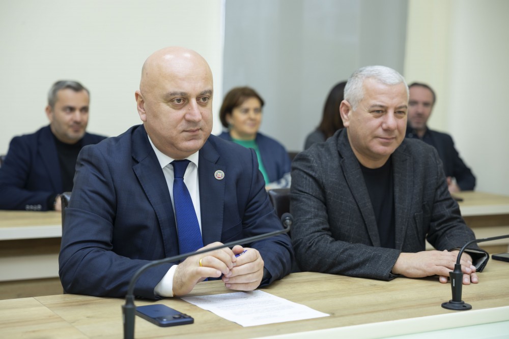 ბიუროს სხდომა