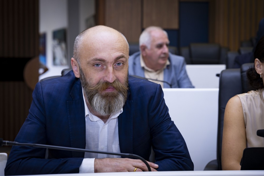 აჭარის უმაღლეს საბჭოში საშემოდგომო სესია გაიხსნა