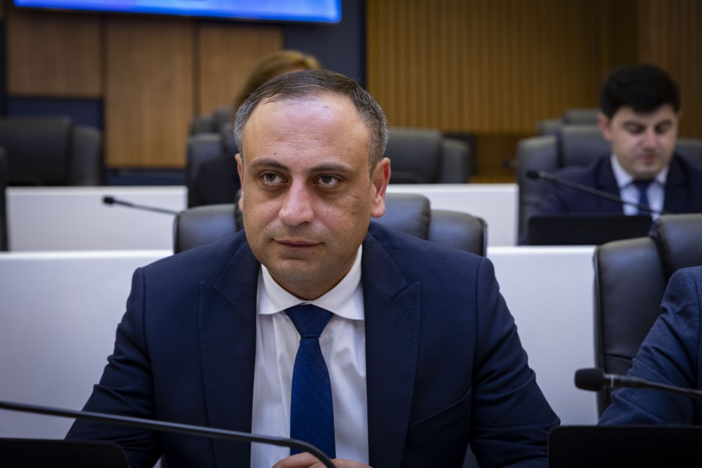 აჭარის უმაღლეს საბჭოში საშემოდგომო სესია გაიხსნა