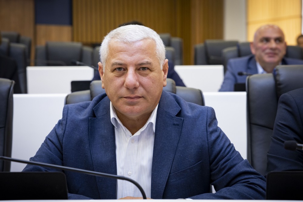 აჭარის უმაღლეს საბჭოში საშემოდგომო სესია გაიხსნა