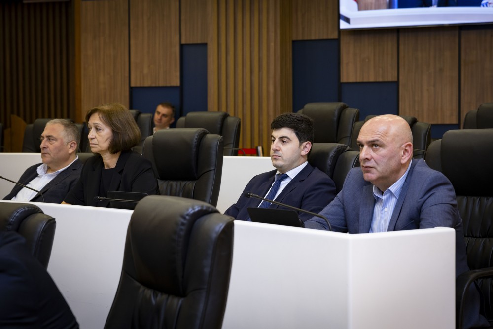 აჭარის უმაღლეს საბჭოში საშემოდგომო სესია გაიხსნა