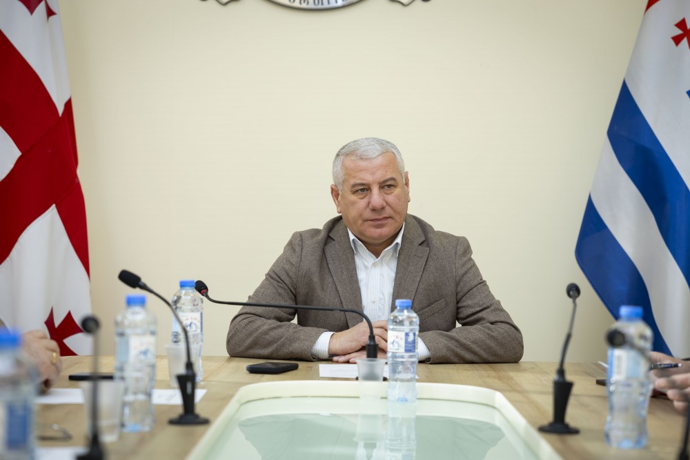 აგრარულ და გარემოს დაცვის საკითხთა კომიტეტის სხდომა