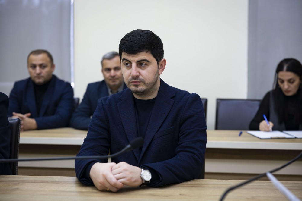  ბიუროს სხდომა