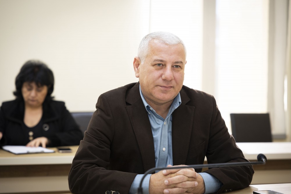 კომიტეტმა მხარი დაუჭირა ვახტანგ ბერიძისა და მამუკა თურმანიძისთვის უმაღლესი საბჭოს წევრის უფლებამოსილების ვადამდე შეწყვეტას