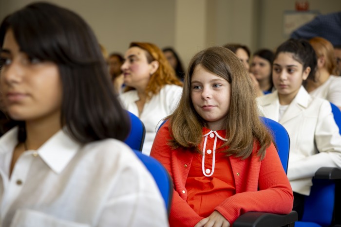 კონკურსებსა და საგნობრივ ოლიმპიადებში გამარჯვებულთა დაჯილდოება