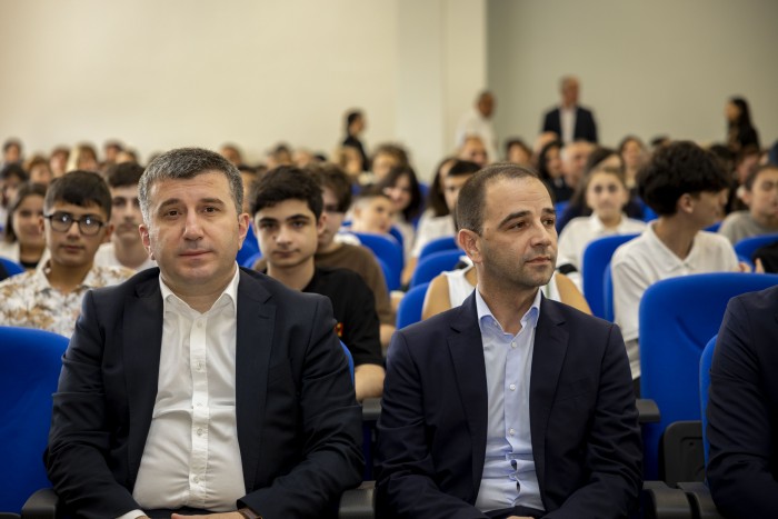 კონკურსებსა და საგნობრივ ოლიმპიადებში გამარჯვებულთა დაჯილდოება