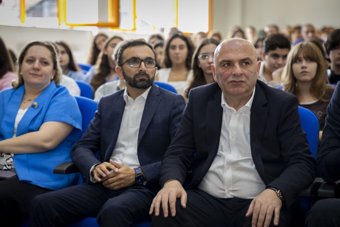 კონკურსებსა და საგნობრივ ოლიმპიადებში გამარჯვებულთა დაჯილდოება