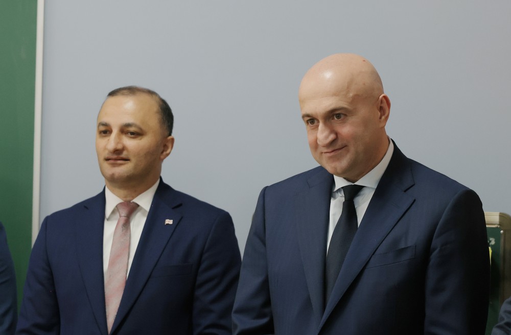 საქართველოს პრემიერ-მინისტრმა ირაკლი კობახიძემ, ბათუმში, განახლებული მე-7 საჯარო სკოლა დაათვალიერა