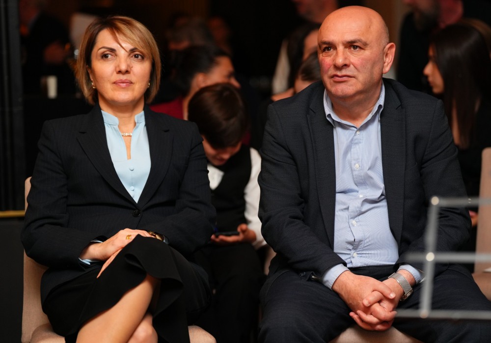 წლის წარმატებულ ხელოვანთა დაჯილდოება ბათუმში