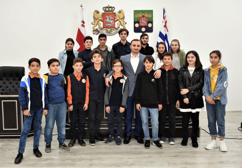 სტუმრად უმაღლესი საბჭოს თავმჯდომარესთან