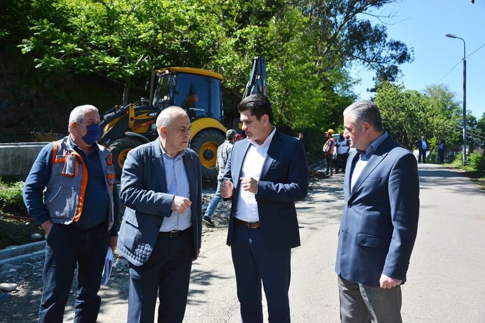 ინფრასტრუქტურული სამუშაოები შეუფერხებლად მიმდინარეობს