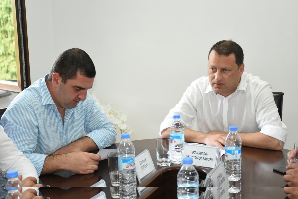 ბიუროს სხდომა