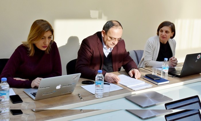 3 კანდიდატი ერთ ვაკანსიაზე