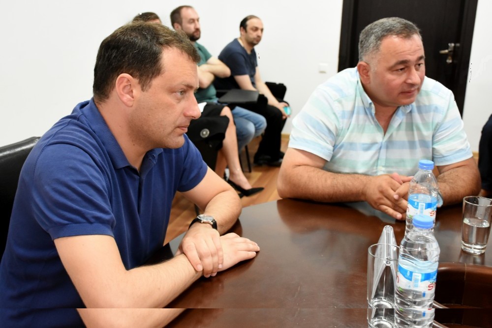 &nbsp;ბიუროს&nbsp; სხდომა