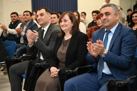 რამაზ ჯინჭარაძე წარმატებული სპორტსმენების, მწვრთნელების, სპორტის სფეროში მოღვაწეთა დაჯილდოების ცერემონიას დაესწრო