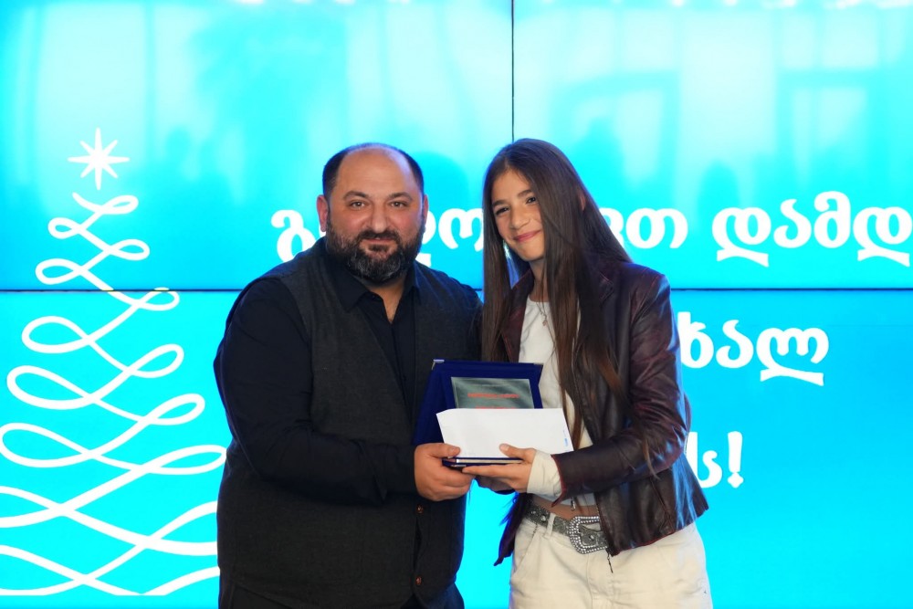 წლის წარმატებული სპორტსმენების დაჯილდოება