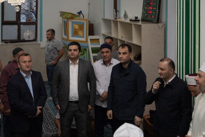 დავით გაბაიძემ მუსლიმ მრევლს უდიდესი საღვთო დღესასწაული - ყურბან-ბაირამი მიულოცა