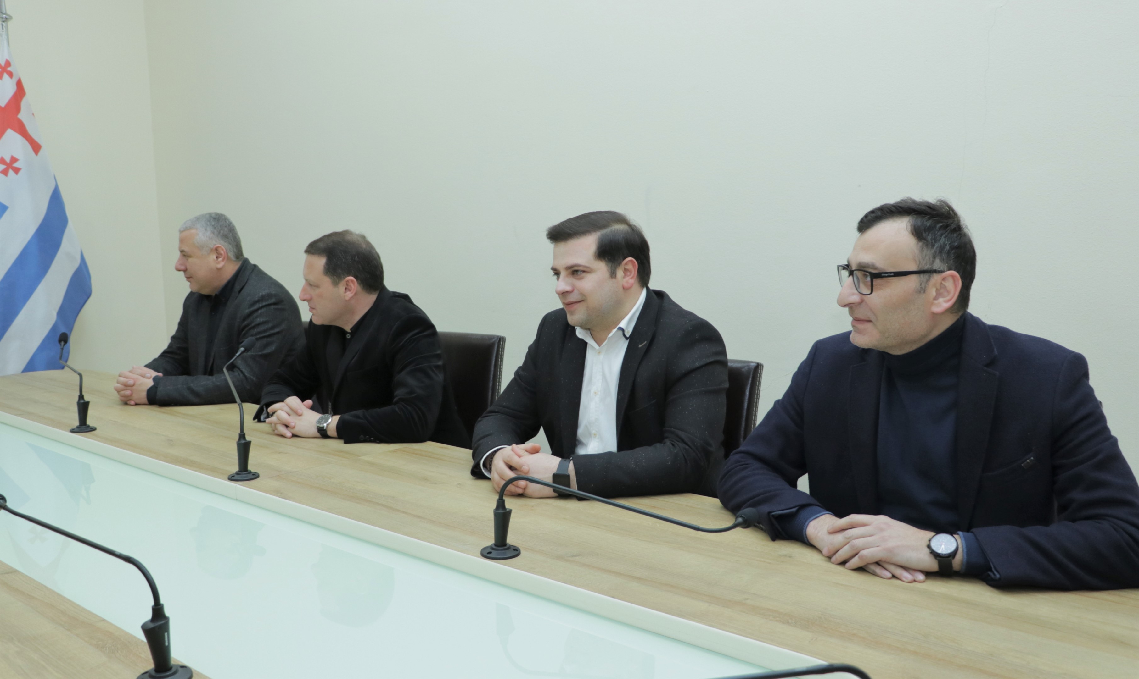 ბიუროს სხდომა