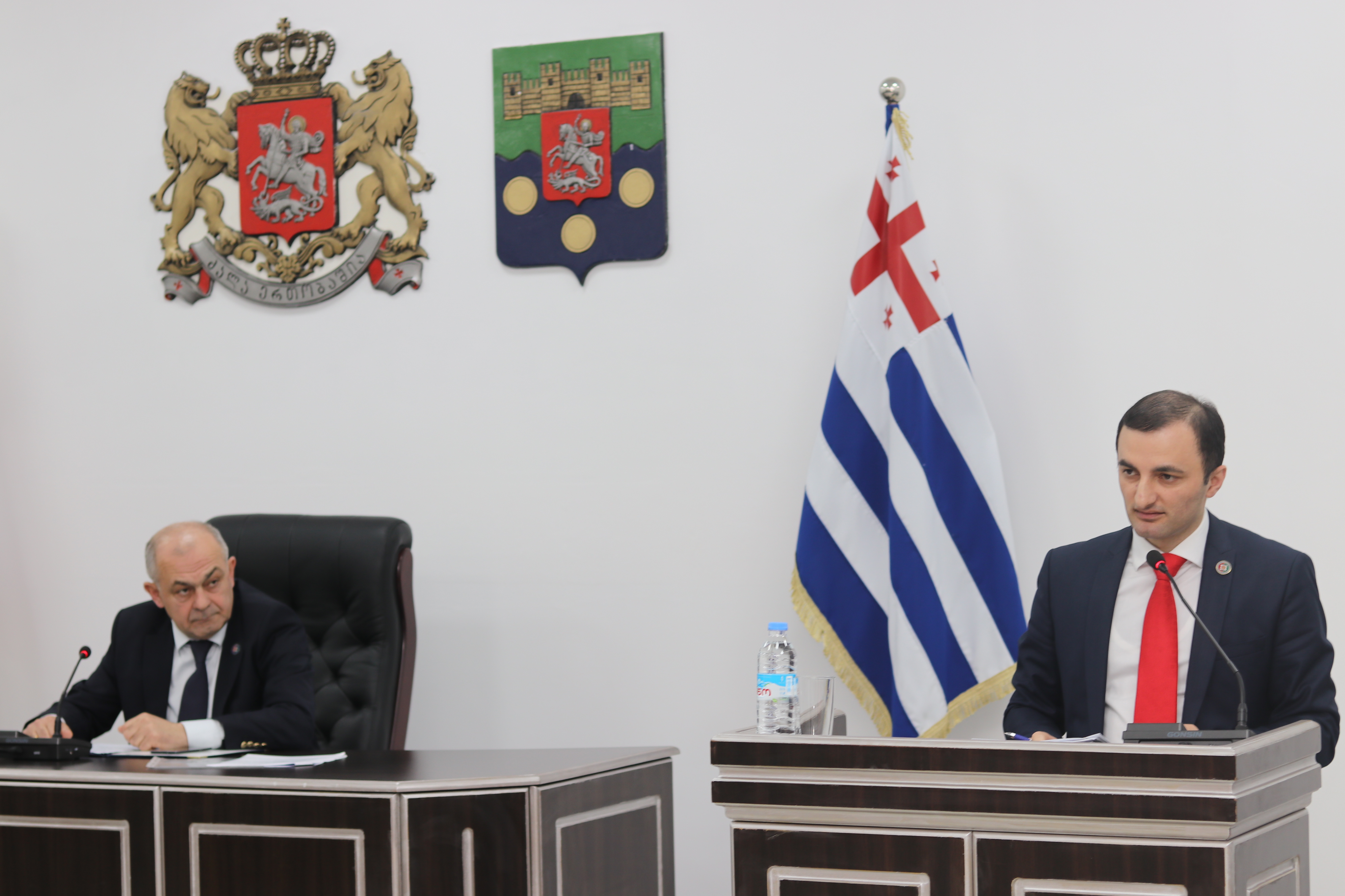 კონსტიტუციური კანონის პროექტი მესამე მოსმენით მიღებულია