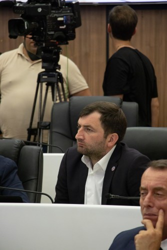 უმაღლეს საბჭოში აჭარის მთავრობის თავმჯდომარეს მოუსმინეს