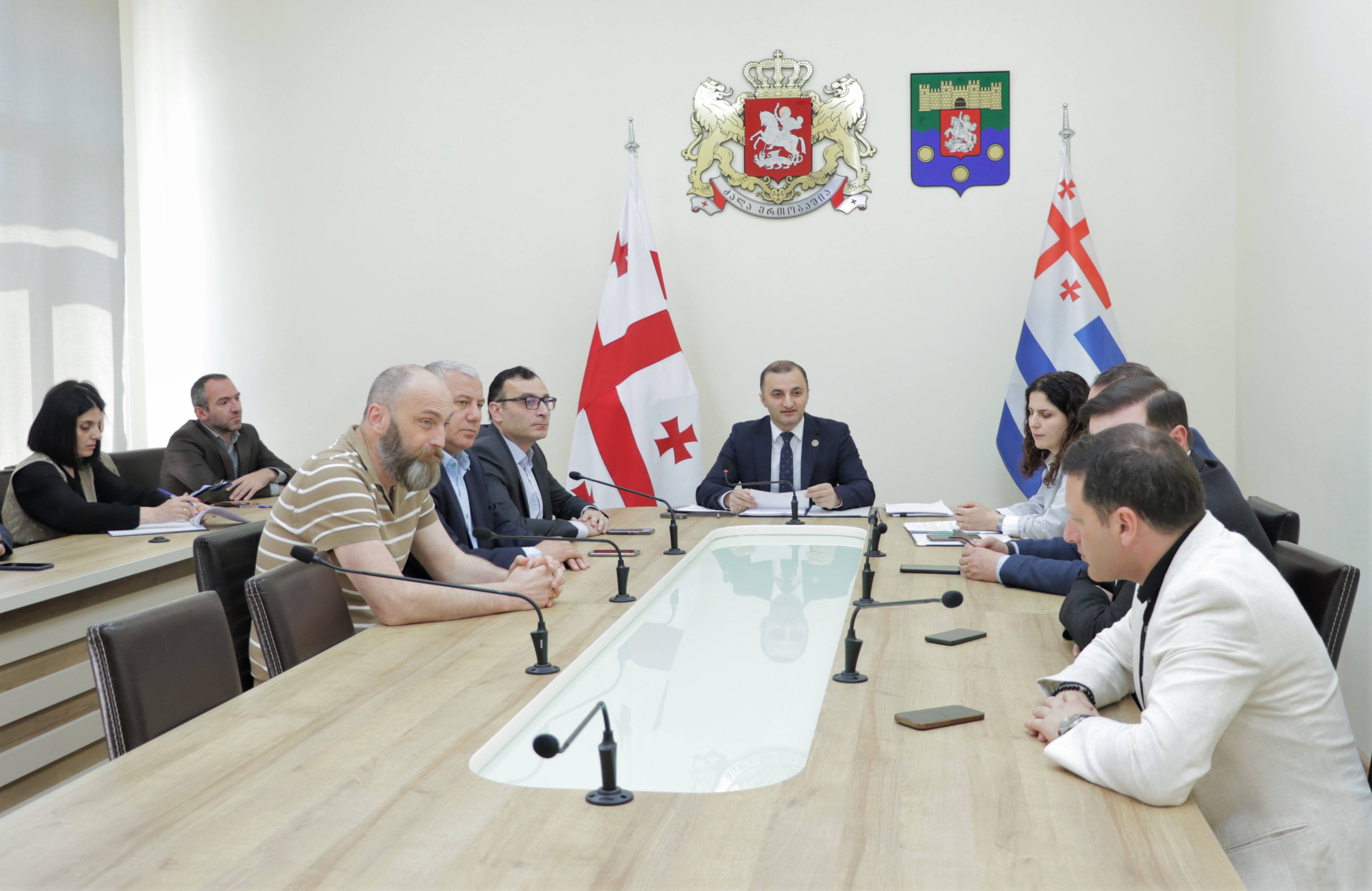 ბიუროს სხდომა