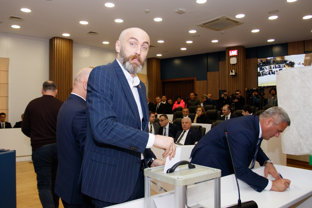 ახალარჩეული უმაღლესი საბჭოს პირველი სხდომა გაიმართა