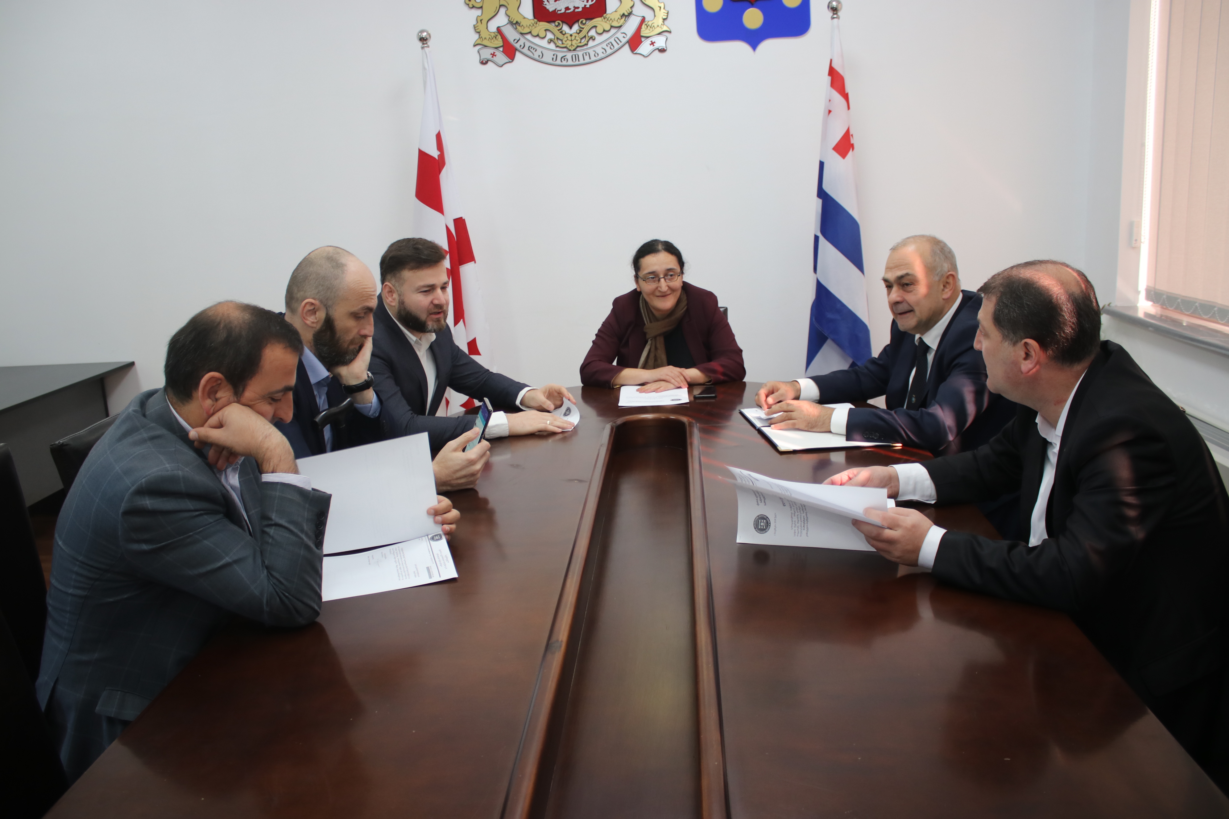 კომიტეტმა კენჭისყრის პროცედურები განსაზღვრა