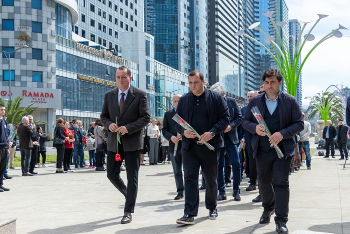 35 წელი... 9 აპრილიდან