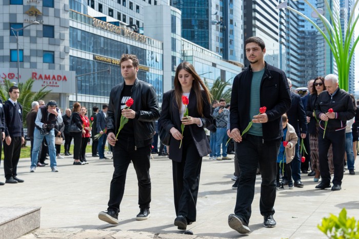 35 წელი... 9 აპრილიდან