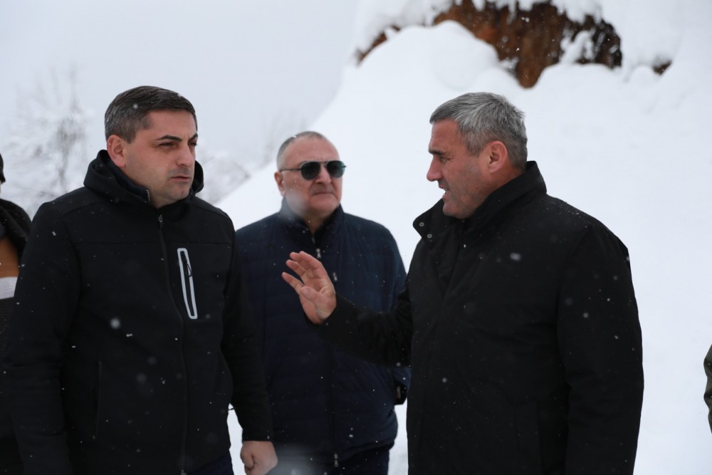 ვახტანგ ბერიძე, ხულოში, დიდთოვლობით გამოწვეული პრობლემების სალიკვიდაციო სამუშაოებს გაეცნო