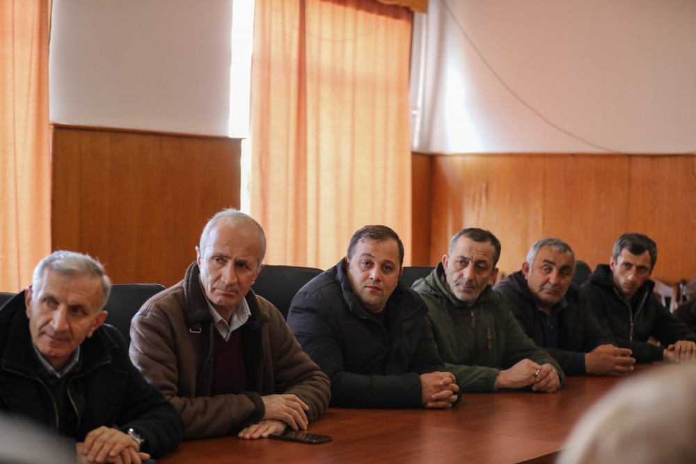 ხულოში, შუახევსა და ქედაში სოფლის მეურნეობის პროგრამების პრეზენტაცია გაიმართა