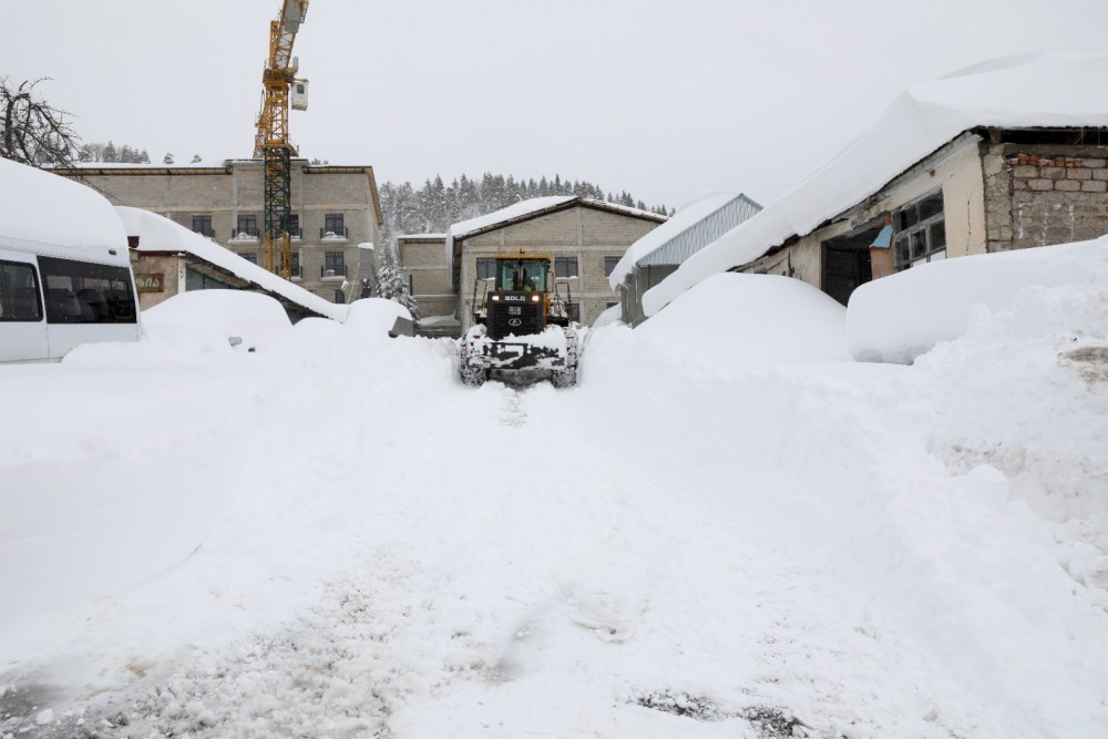 ვახტანგ ბერიძე ხულოს მუნიციპალიტეტში, უხვი ნალექის სალიკვიდაციო სამუშაოებს ადგილობრივი ხელისუფლების წარმომადგენლებთან ერთად გაეცნო