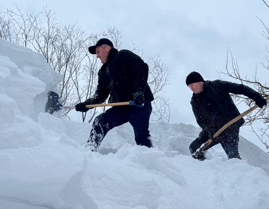 ვახტანგ ბერიძე ხულოს მუნიციპალიტეტში, უხვი ნალექის სალიკვიდაციო სამუშაოებს ადგილობრივი ხელისუფლების წარმომადგენლებთან ერთად გაეცნო